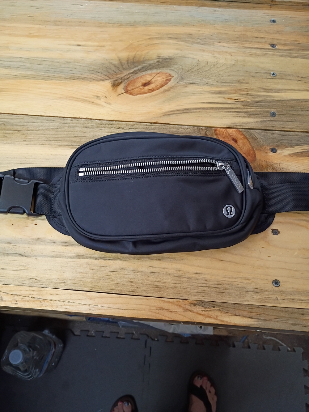 lululemon athletica Black Waist Pack - Sleek Hands-Free Carry